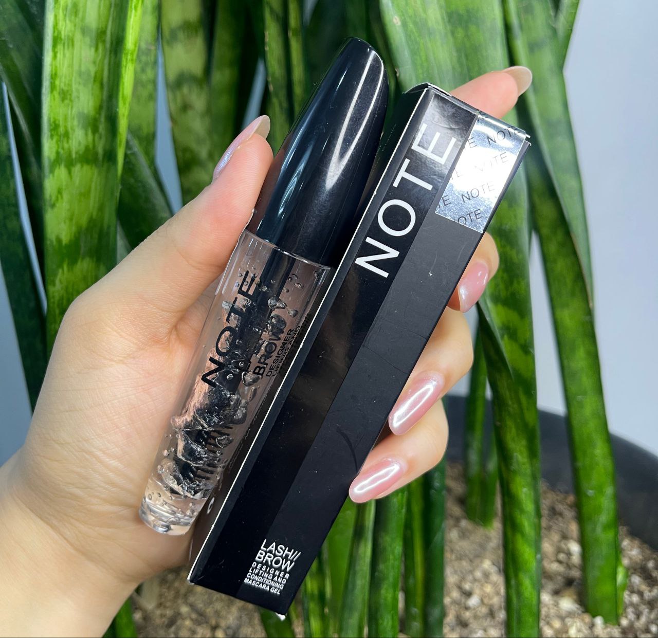 ژل ابروی نوت اصل اروپا | ماندگاری ۴۸ ساعته بدون چسبندگی و سفیدک، تقویت‌کننده و ضدریزش با ویتامین E